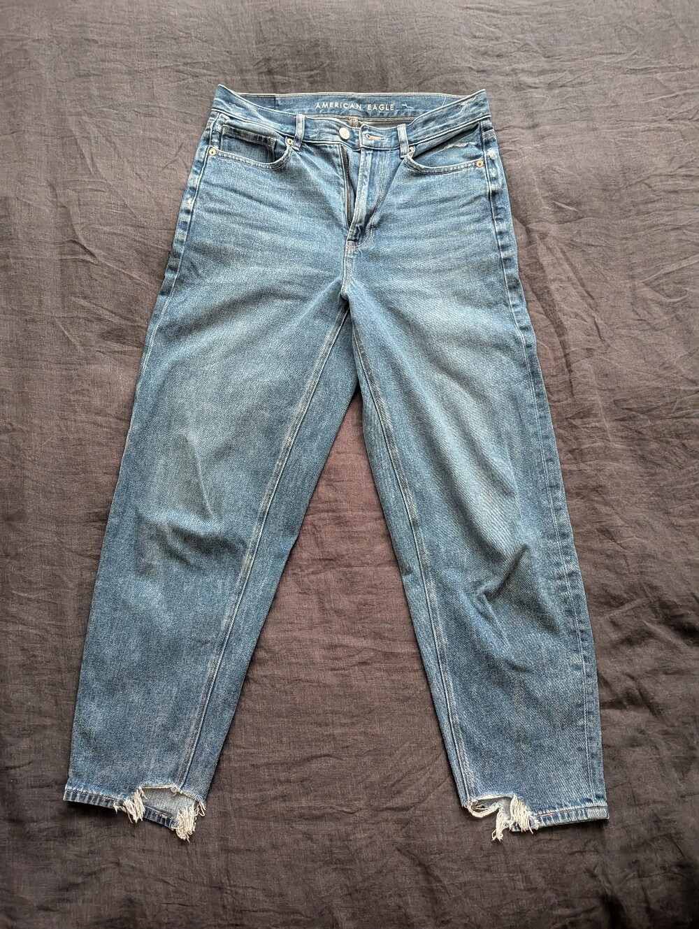 American Eagle Loose/Barrel Fit Jeans